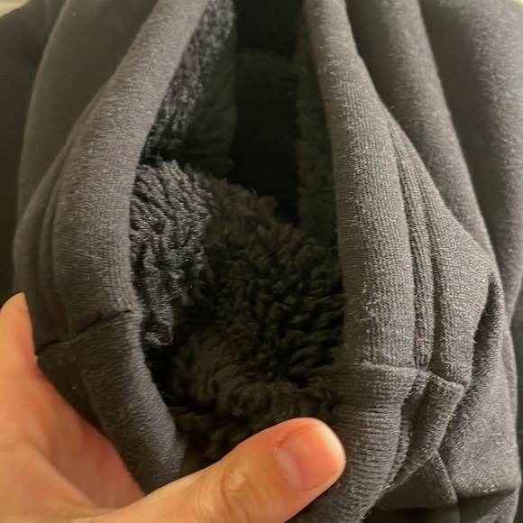 ALO Frost Long Sleeve Hoodie - Picture 5 of 6